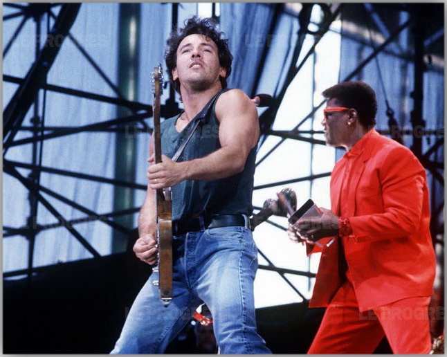 16-bruce-springsteen